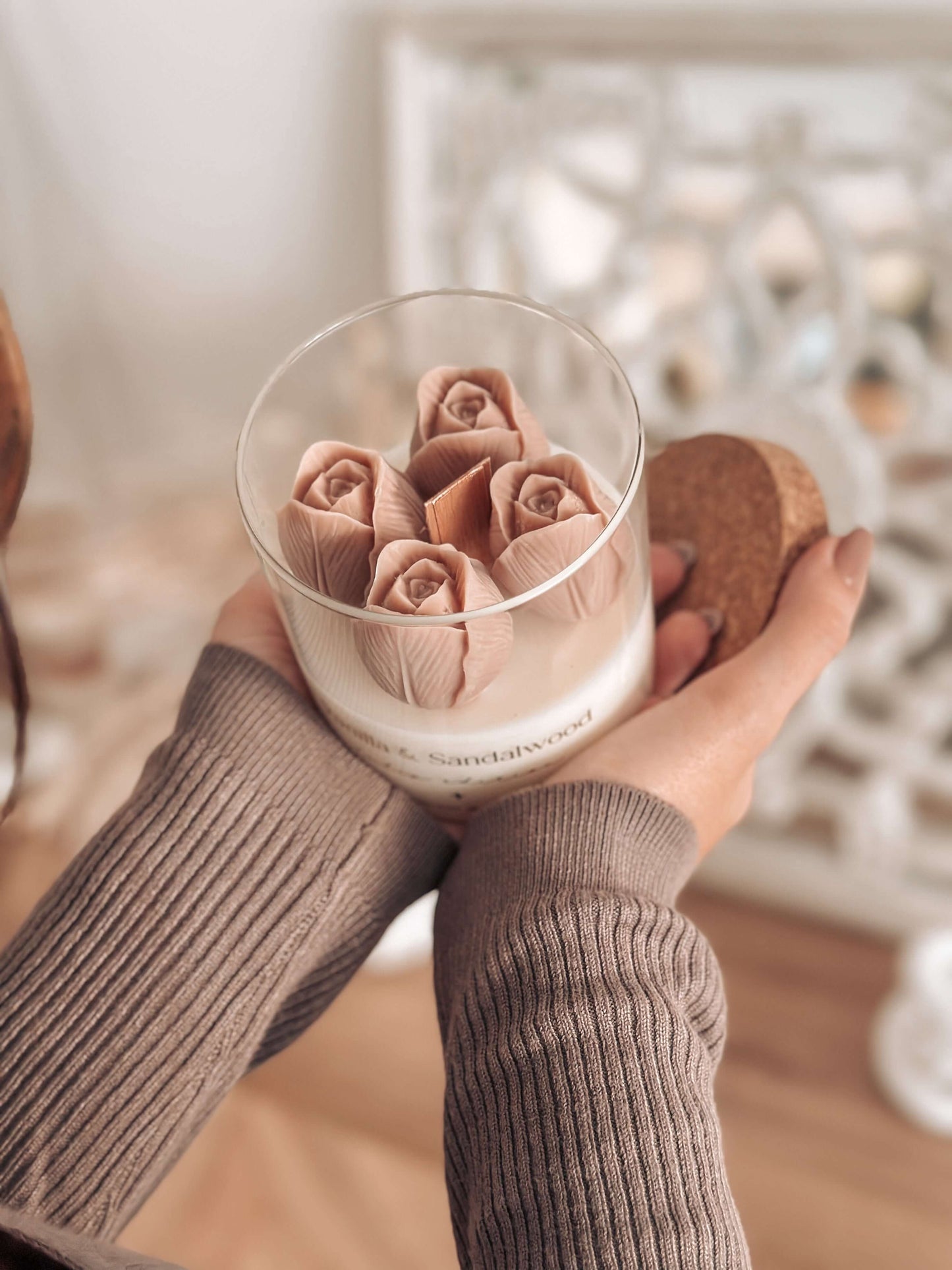 Vela Botânica | Tulipas Bege | Vanilla & Sandalwood 400g