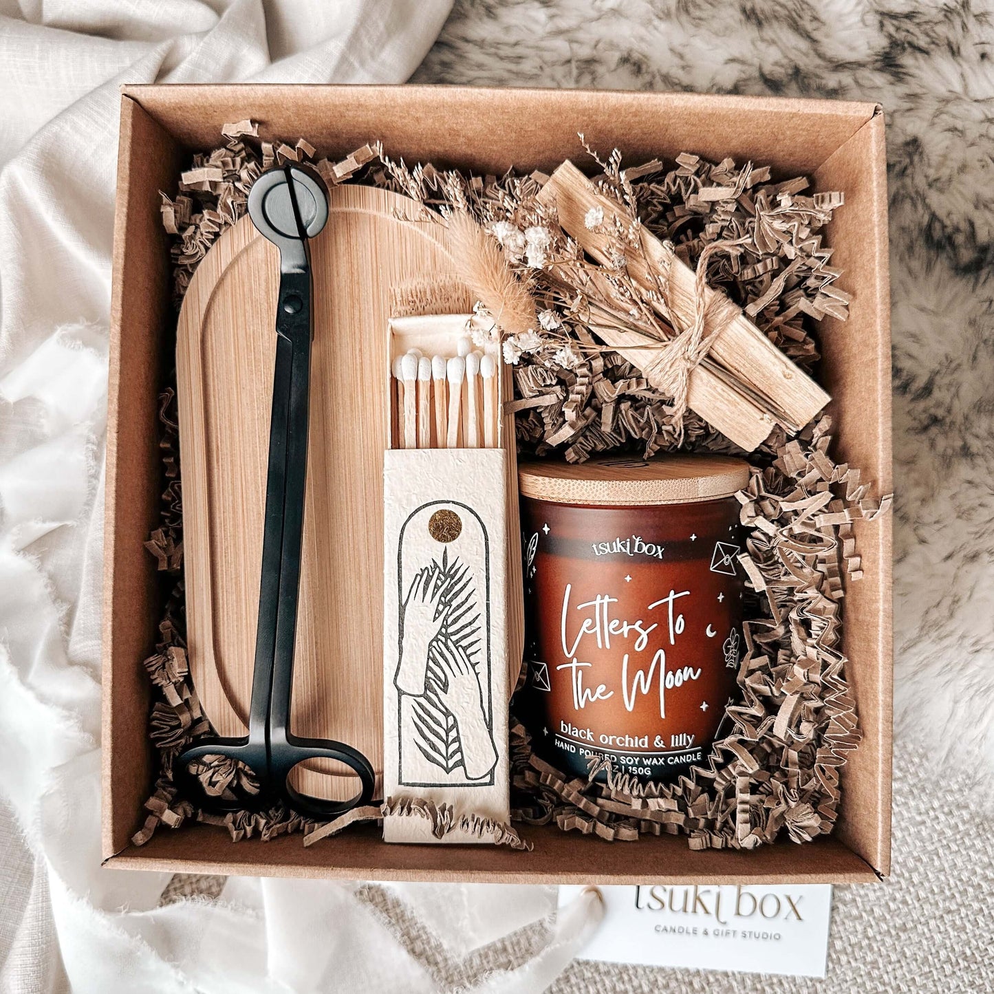 Moonlit Ritual | Caixa Presente com Vela Artesanal e Acessórios | Signature Tsuki Boxes